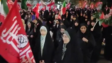 رامیان دوباره به صحنه آمد؛ تجمع شبانه مردم در حمایت از ایران رامیان دوباره به صحنه آمد؛ تجمع شبانه مردم در حمایت از ایران