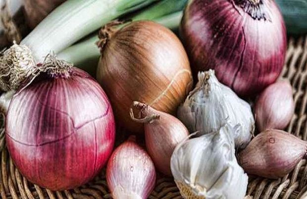 این ۷ خوراکی بوی بدنتان را عوض میکنند