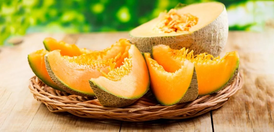 روش درست نگهداری طالبی برش خورده در یخچال