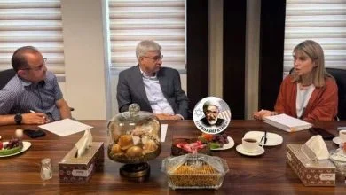 پشت‌پرده این عکس جنجالی؛ خانم بی حجاب که معاون استاندار اصفهان معرفی شد