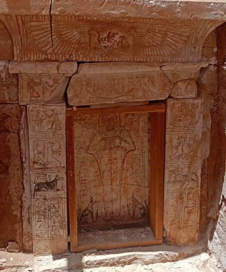مقبره ۱۷۰۰ساله از دوران روم و کشف تازه باستان‌شناسان در واحه دخله مصر
