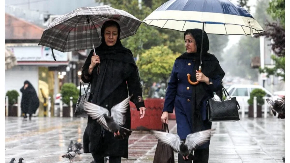 ورود سامانه بارشی جدید از امروز؛ باران ۲۶ استان را فرا می گیرد | آخرین وضعیت جوی تهران در روزهای آینده ورود سامانه بارشی جدید از امروز؛ باران ۲۶ استان را فرا می گیرد | آخرین وضعیت جوی تهران در روزهای آینده
