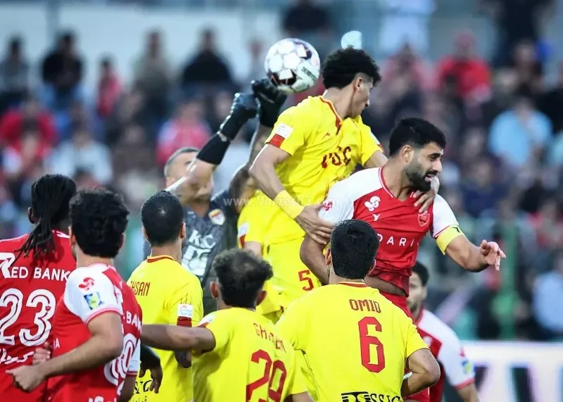 پرسپولیس صفر فولاد یک ؛ سکته پرسپولیس با سوپرگل وحید امیری | دست‌های تارتار بالاخره بالا رفت