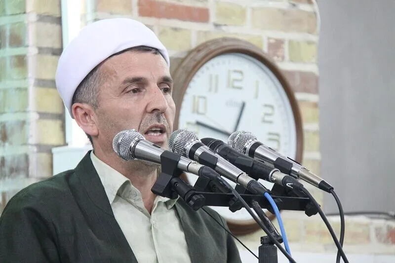 ماموستا امامی: اعتبار کالا برگ متناسب با نرخ تورم افزایش یابد