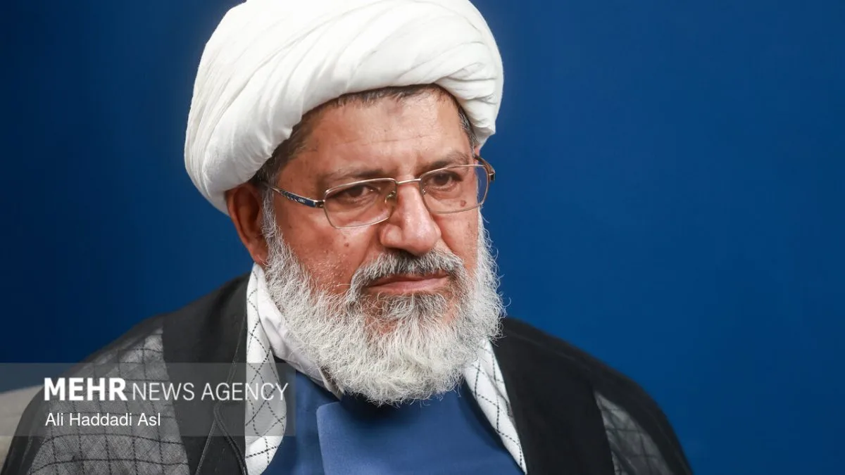 حجت الاسلام علی شیرازی انتصاب وزیر دفاع را تبریک گفت حجت الاسلام علی شیرازی انتصاب وزیر دفاع را تبریک گفت