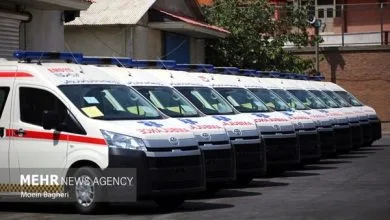 تردد در آبگرفتگیها و نزدیک تأسیسات برق به شدت خطرآفرین است تردد در آبگرفتگیها و نزدیک تأسیسات برق به شدت خطرآفرین است